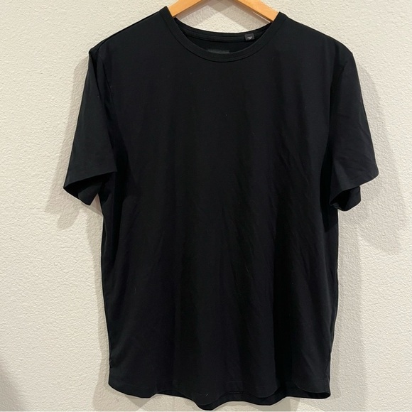 Cuts black men’s size large short sleeve T-shirt excellent condition - Picture 1 of 7